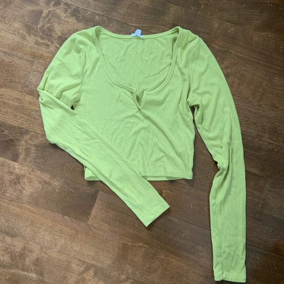 GARAGE green long sleeve top, low cut - Picture 1 of 3